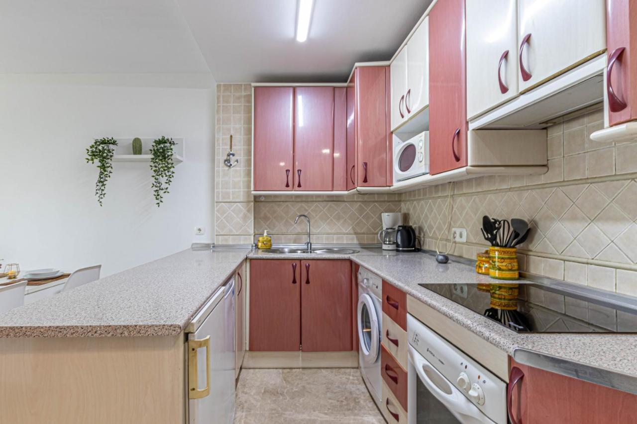 797 Holiday Rentals- Duplex Para 7 En La Carihuela A 1 Min De La Playa 토레몰리노스 외부 사진