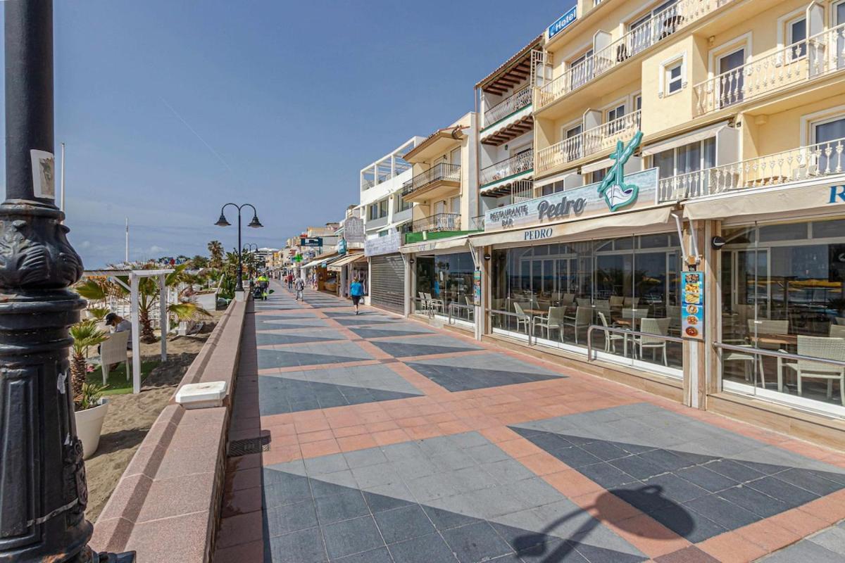 797 Holiday Rentals- Duplex Para 7 En La Carihuela A 1 Min De La Playa 토레몰리노스 외부 사진