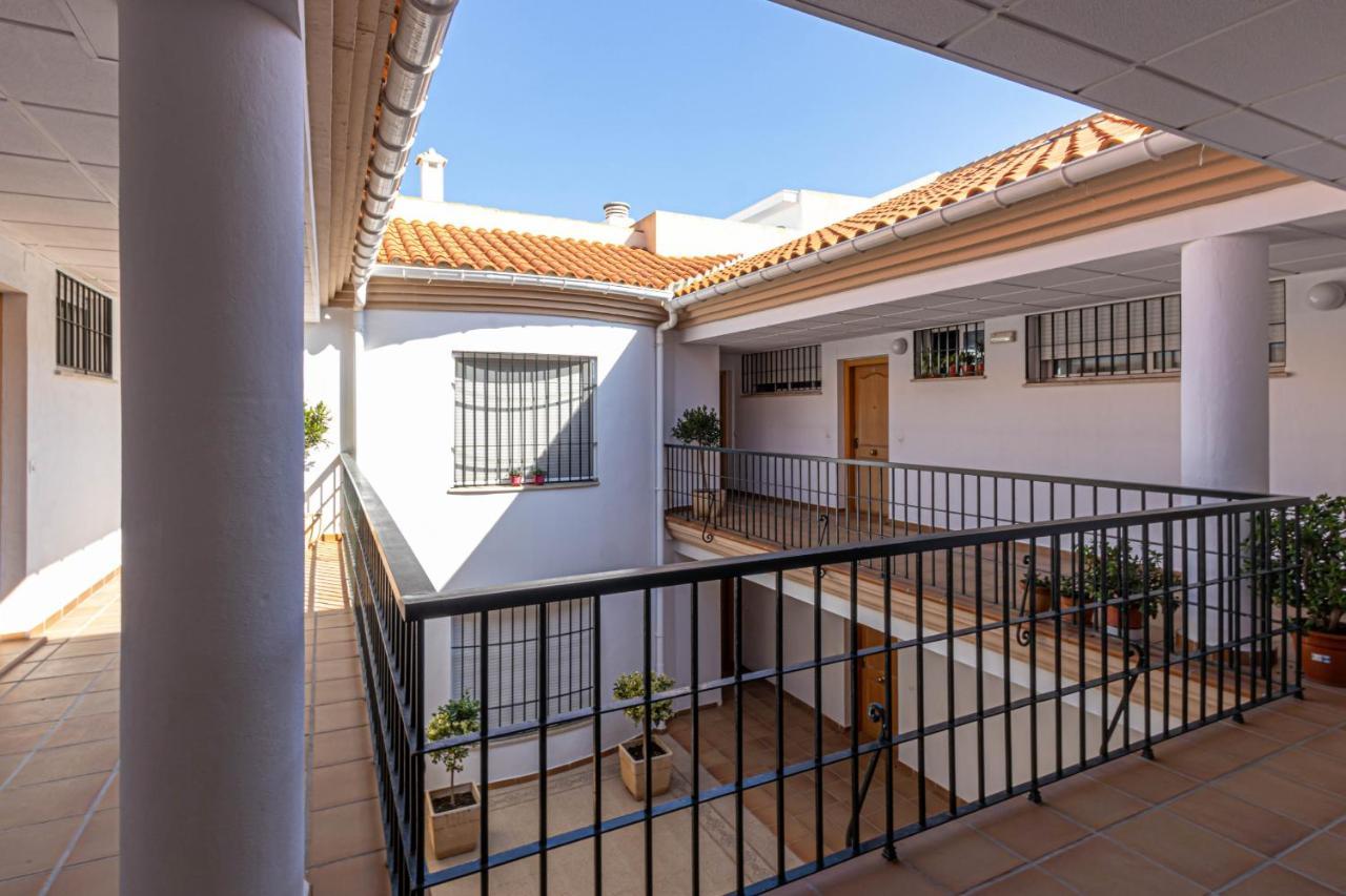797 Holiday Rentals- Duplex Para 7 En La Carihuela A 1 Min De La Playa 토레몰리노스 외부 사진
