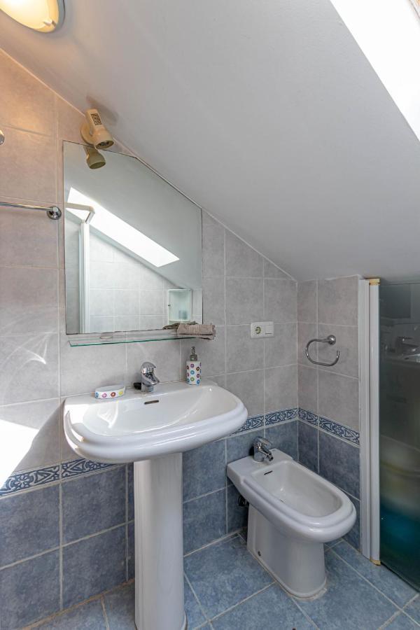 797 Holiday Rentals- Duplex Para 7 En La Carihuela A 1 Min De La Playa 토레몰리노스 외부 사진