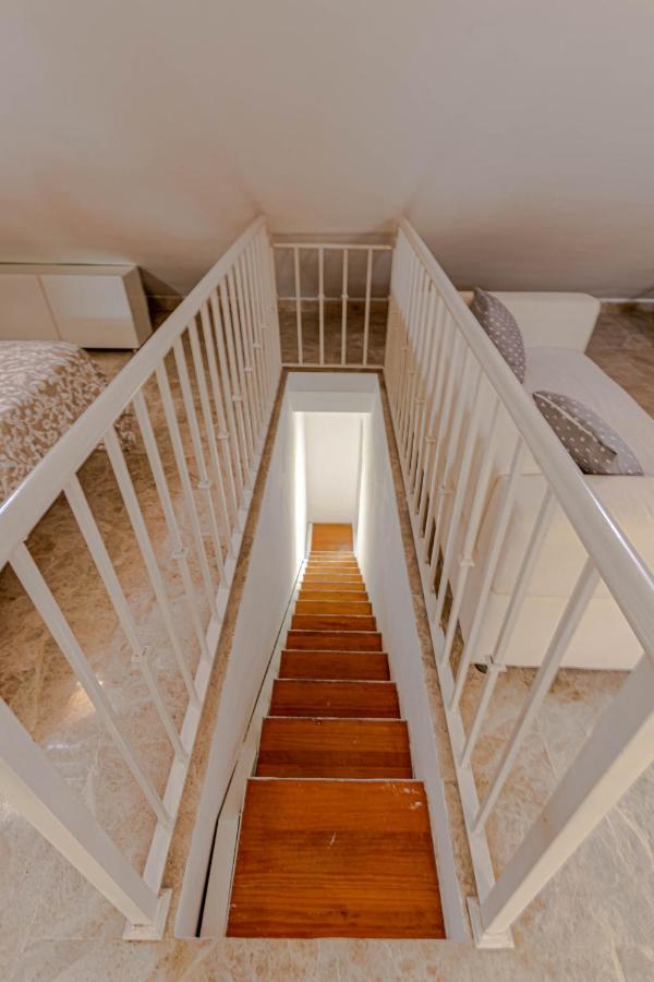 797 Holiday Rentals- Duplex Para 7 En La Carihuela A 1 Min De La Playa 토레몰리노스 외부 사진